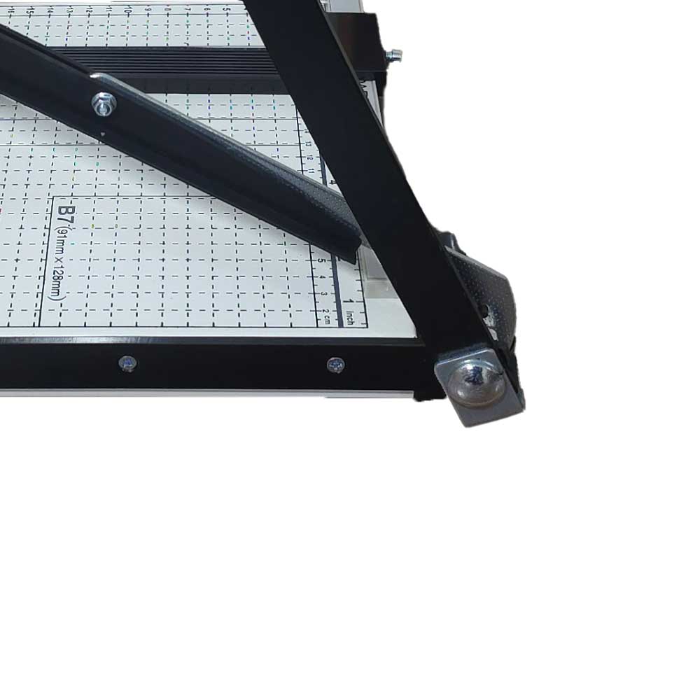 کاتر کاغذ سایز A4 دارای نگهدارنده کاغذ کیوپا